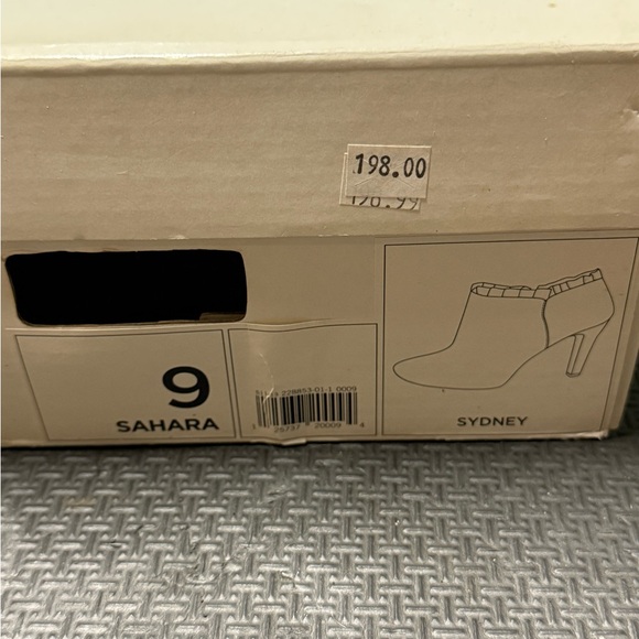 Banana Republic Beige Suede Heeled Booties - Picture 4 of 4